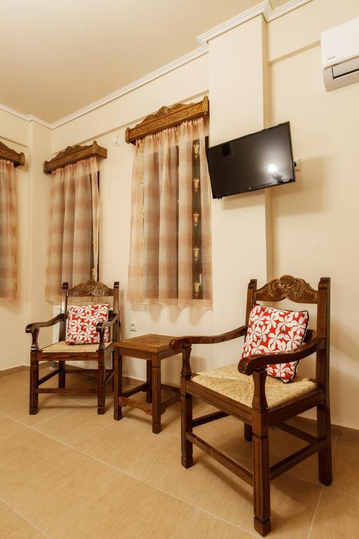 Greco Hotel Koropi Buitenkant foto