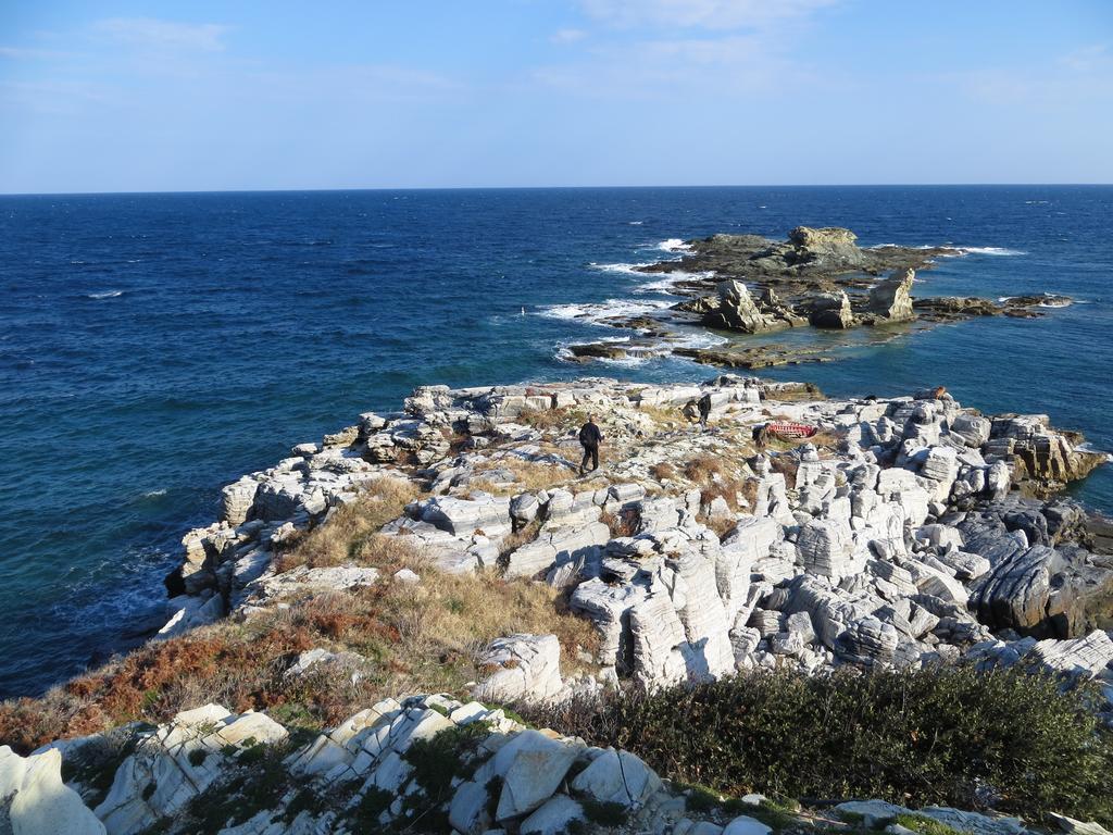 Greco Hotel Koropi Buitenkant foto