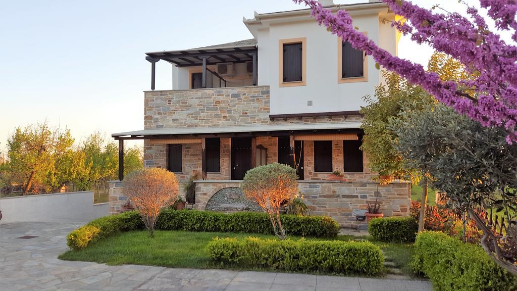 Greco Hotel Koropi Buitenkant foto