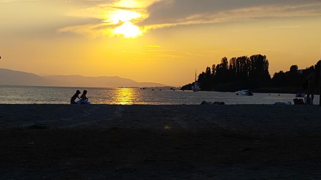 Greco Hotel Koropi Buitenkant foto